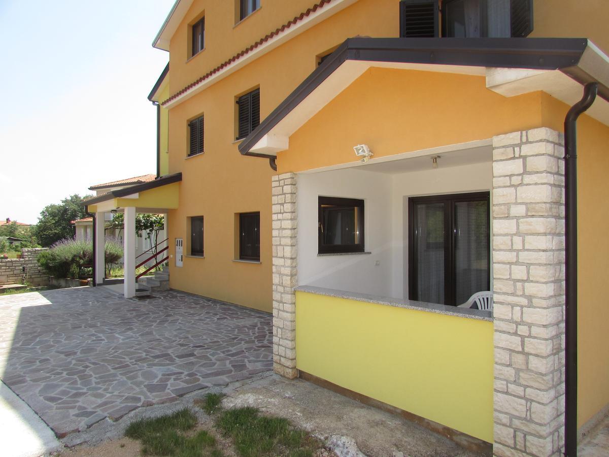 Apartments Goga 乌马格 外观 照片