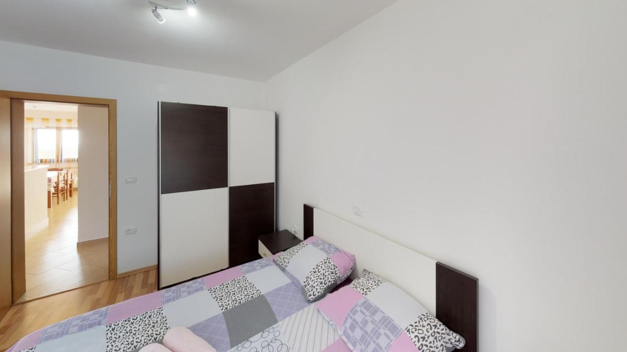 Apartments Goga 乌马格 外观 照片