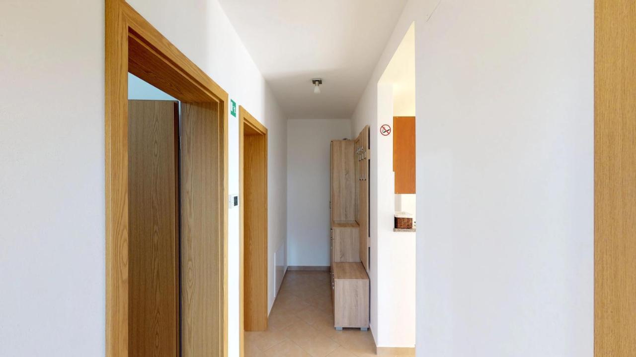 Apartments Goga 乌马格 外观 照片