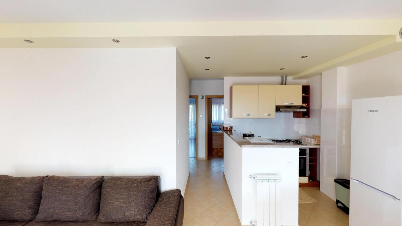 Apartments Goga 乌马格 外观 照片