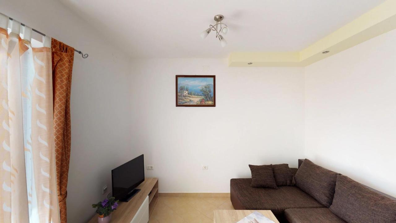 Apartments Goga 乌马格 外观 照片