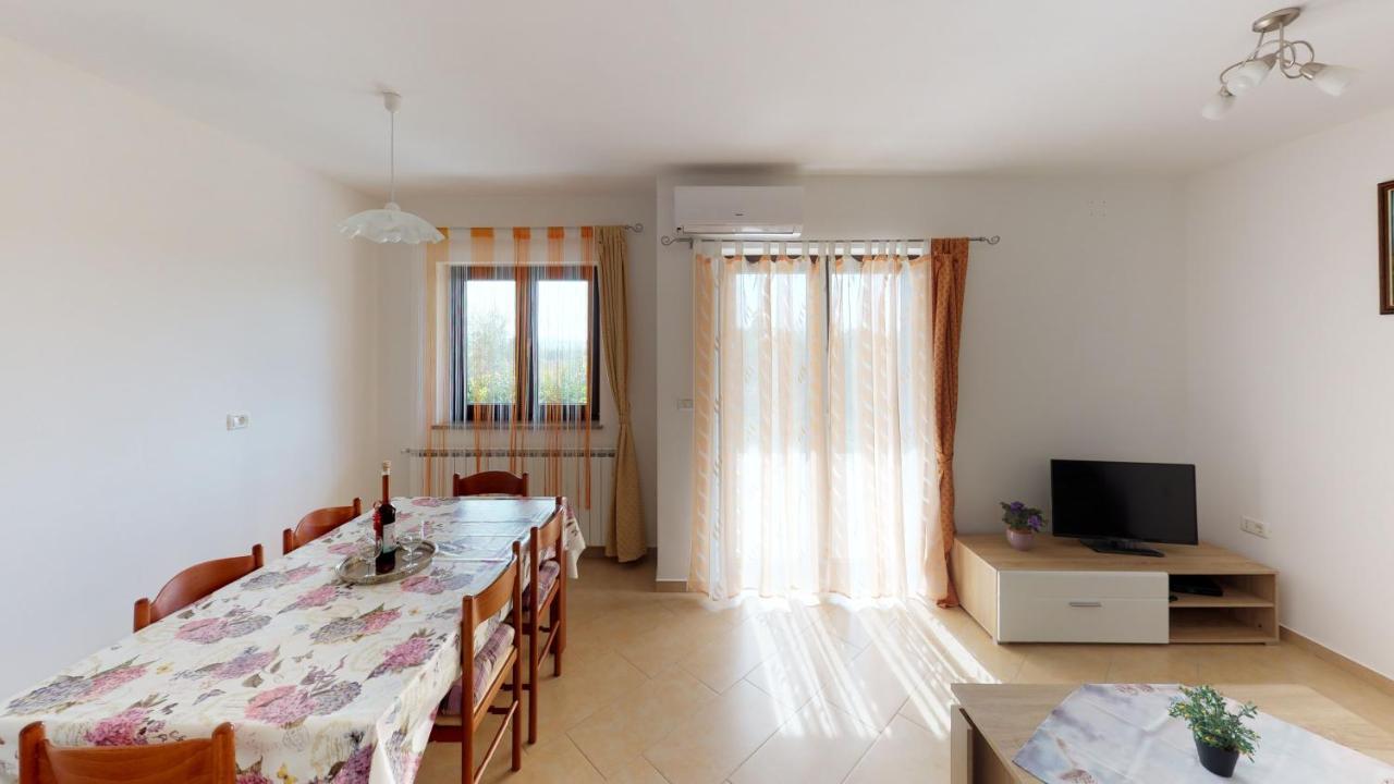 Apartments Goga 乌马格 外观 照片