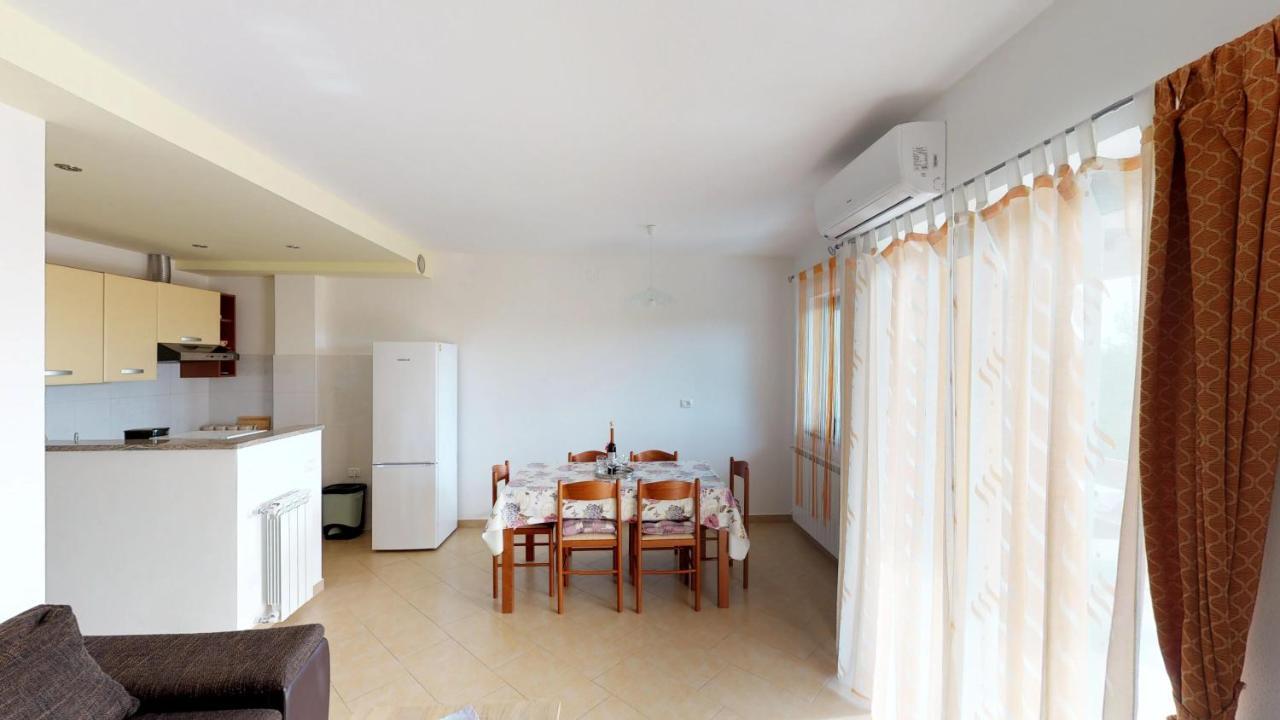 Apartments Goga 乌马格 外观 照片